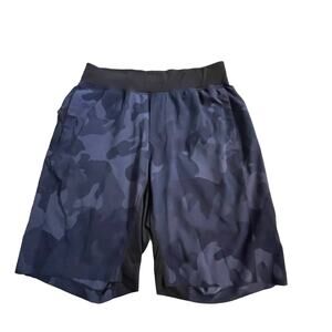 Lululemon T.H.E. Linerless‎ Short Camo Yoga Crossfit Athleasure Mens Small EUC